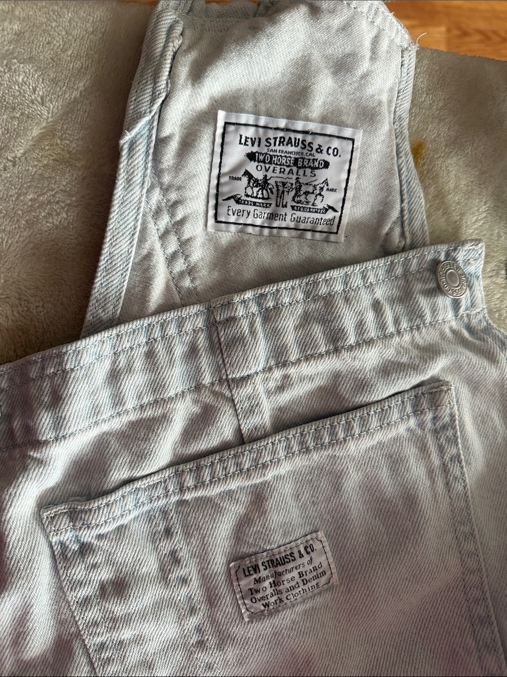 Levi's Light Gray Denim Bib Overalls - Picture 6 of 7